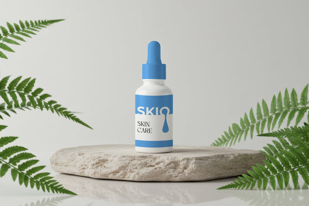 Free Dropper Bottle Mockup