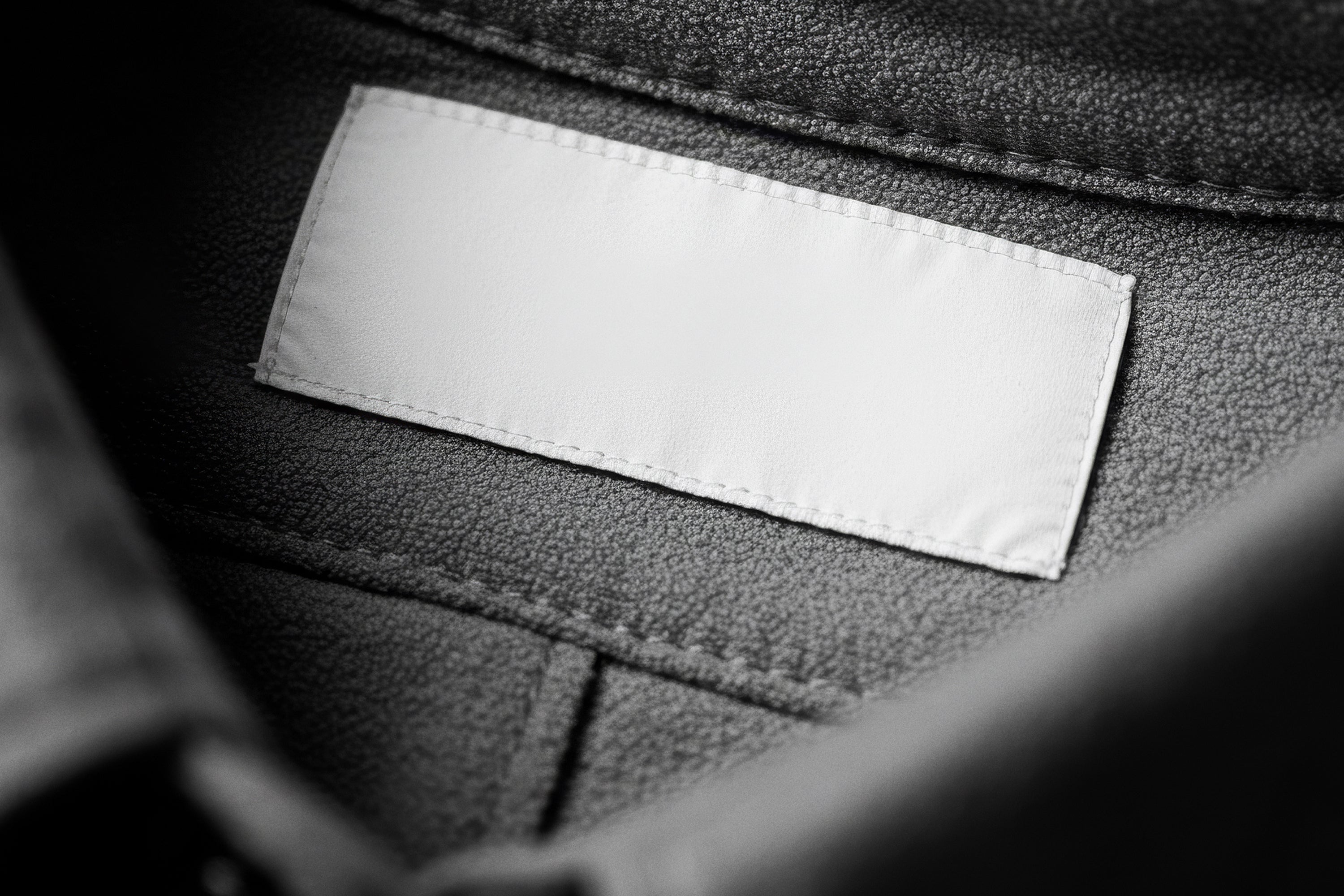 Free Clothing Label Logo Mockup