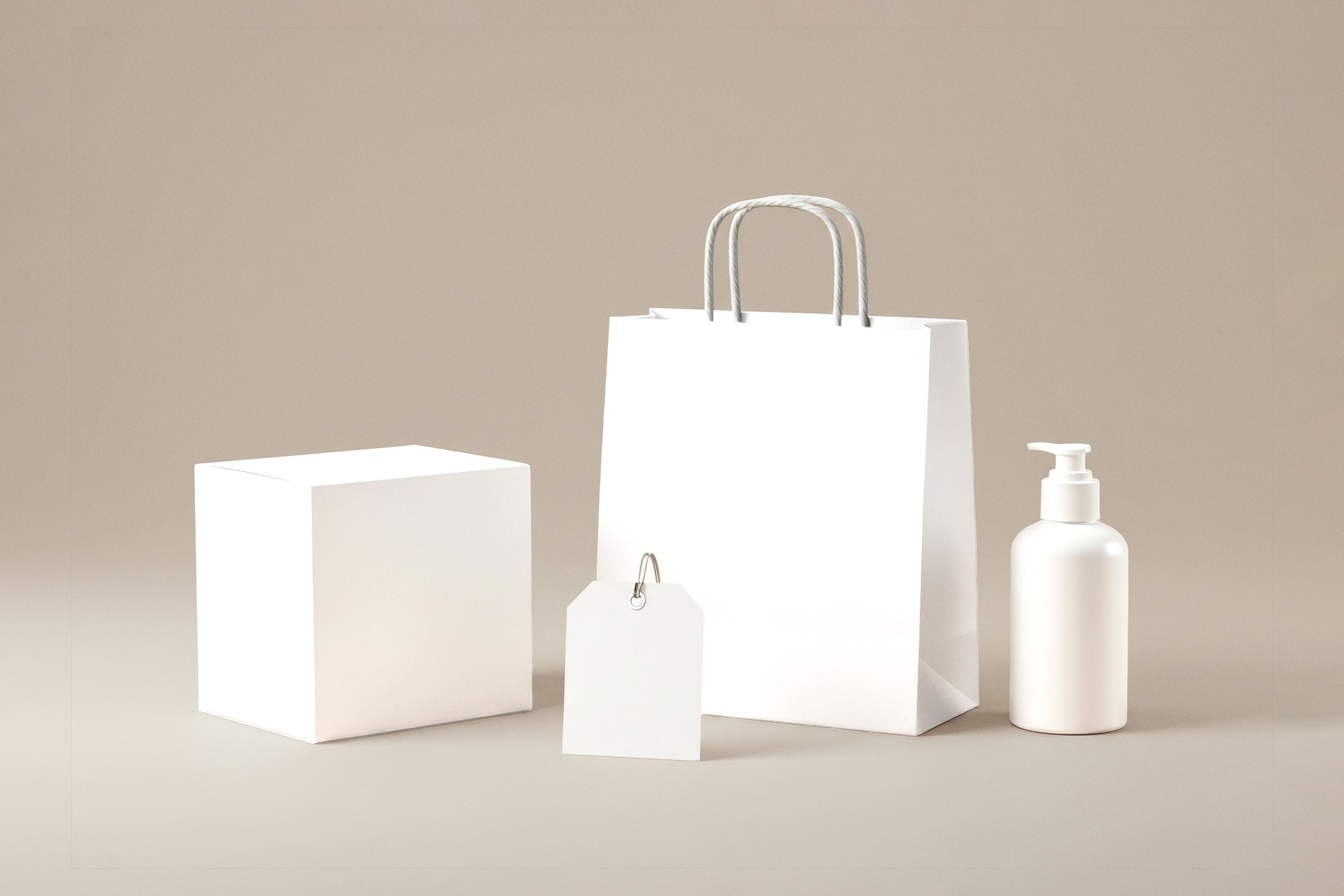 Free Fashion Packaging Set Arrangement Mockup